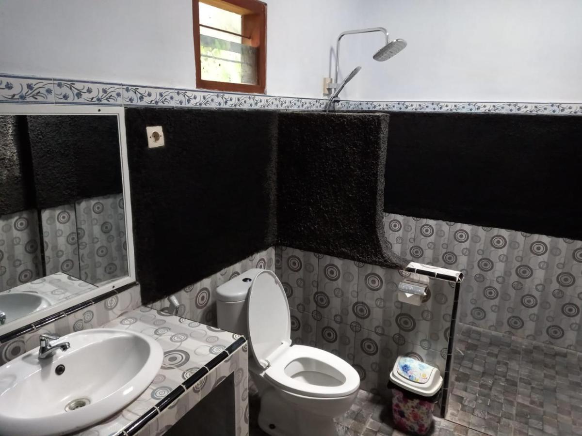 Juda Homestay Banyuwangi  Exterior photo
